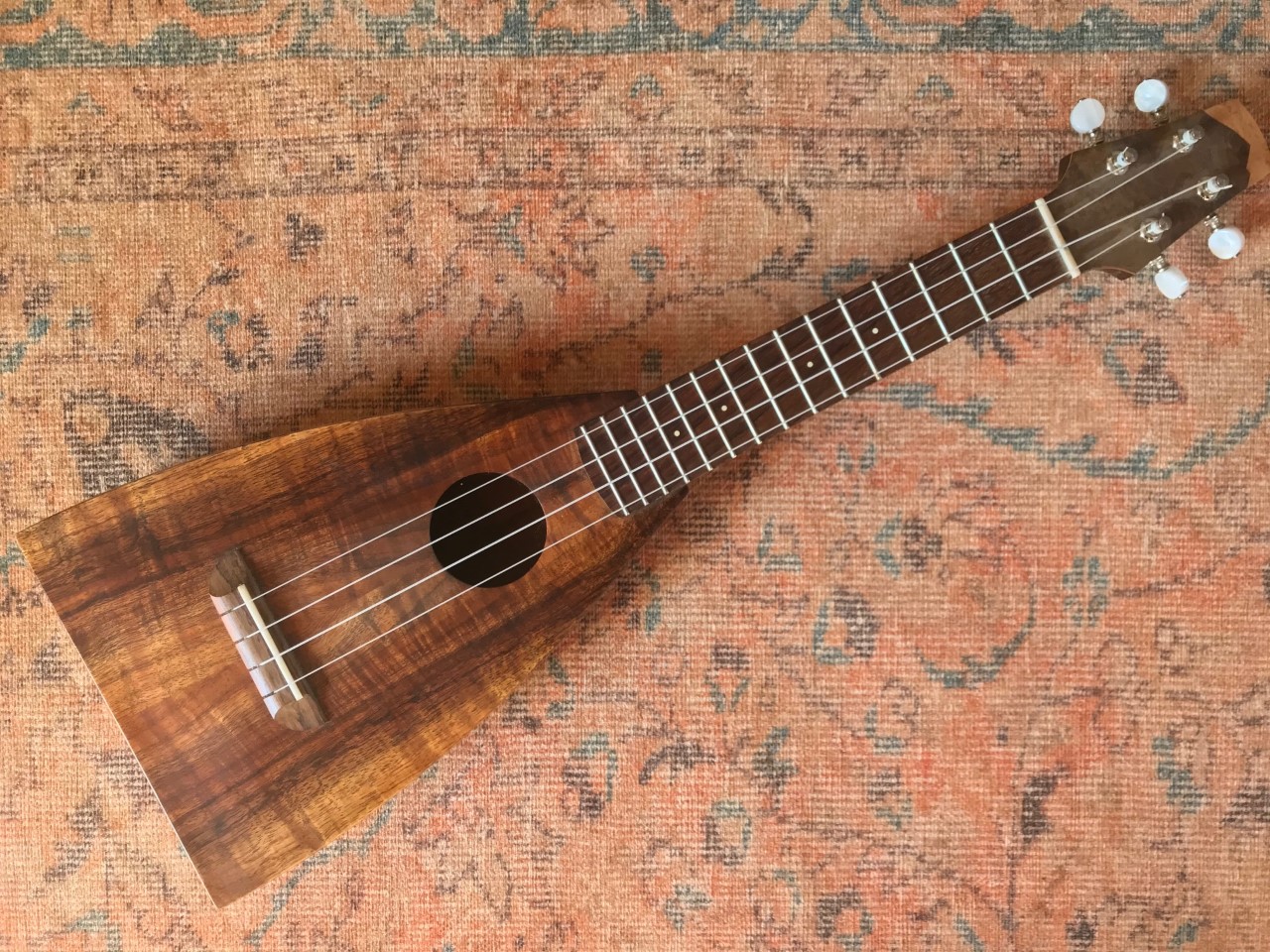 The best uke for clawhammer ? Learn Clawhammer Ukulele